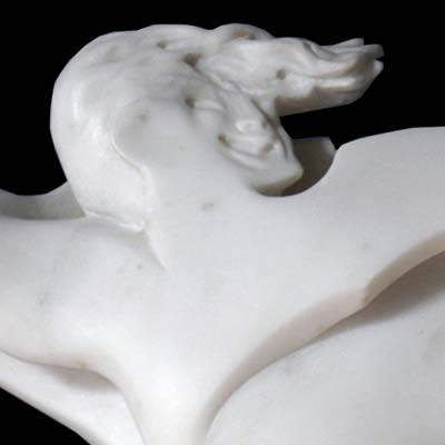 Scultura in marmo bianco di carrara - L'ultimo nuotatore